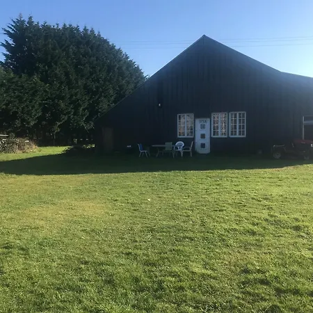 Charming In The Normandy Countryside Saint-Mars-d'Egrenne