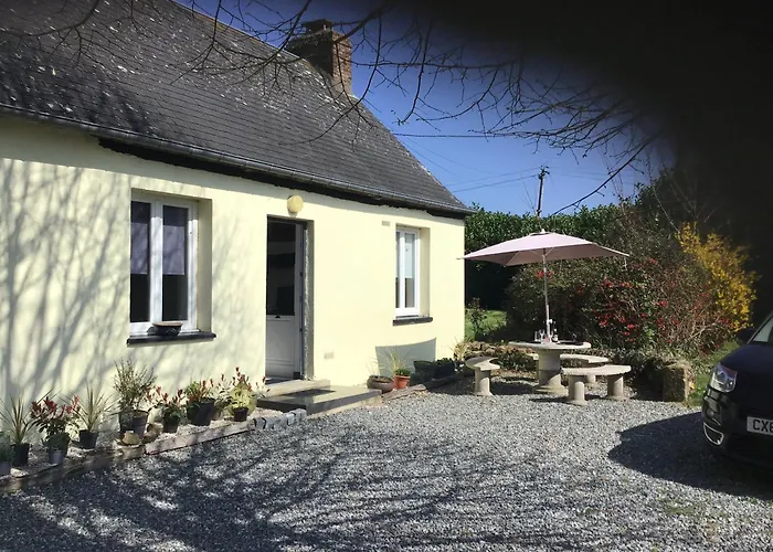 Charming In The Normandy Countryside * Saint-Mars-d'Egrenne